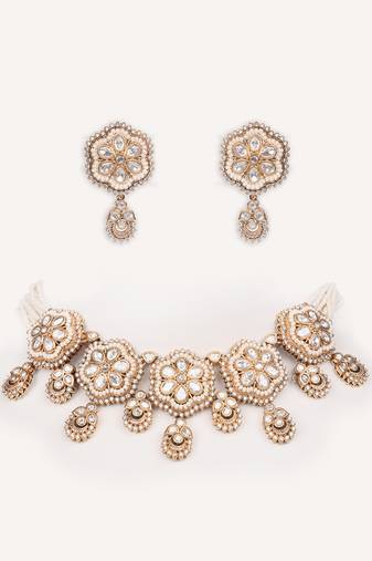 Gold plated kundan necklace set