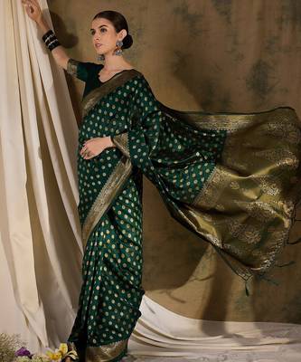 enchanting green banarasi art silk saree with weaving work  2