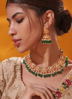 Gold plated green stone kundan necklace set 3