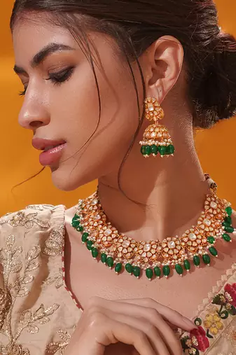 Gold plated green stone kundan necklace set