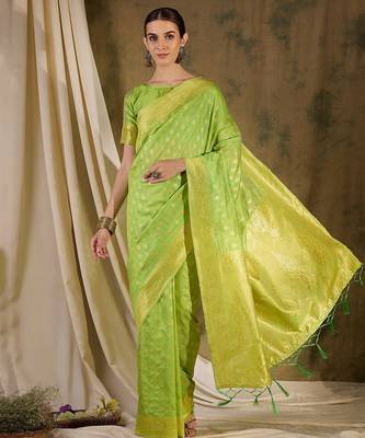elegant pista green banarasi art silk saree with weaving work  4