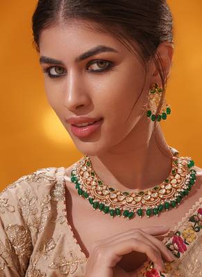 Gold plated green stone kundan necklace set 3