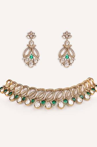 Gold plated green stone kundan necklace set