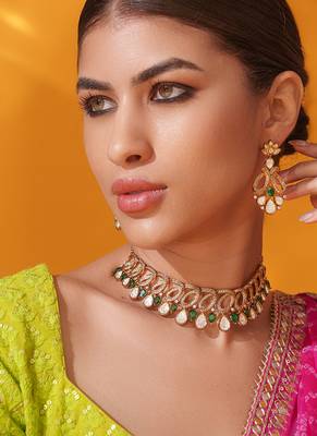 Gold plated green stone kundan necklace set 3
