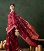 women's red jacquard silk weaving saree     radiant red royalty