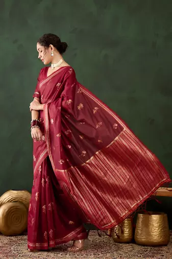 women's red jacquard silk weaving saree     radiant red royalty