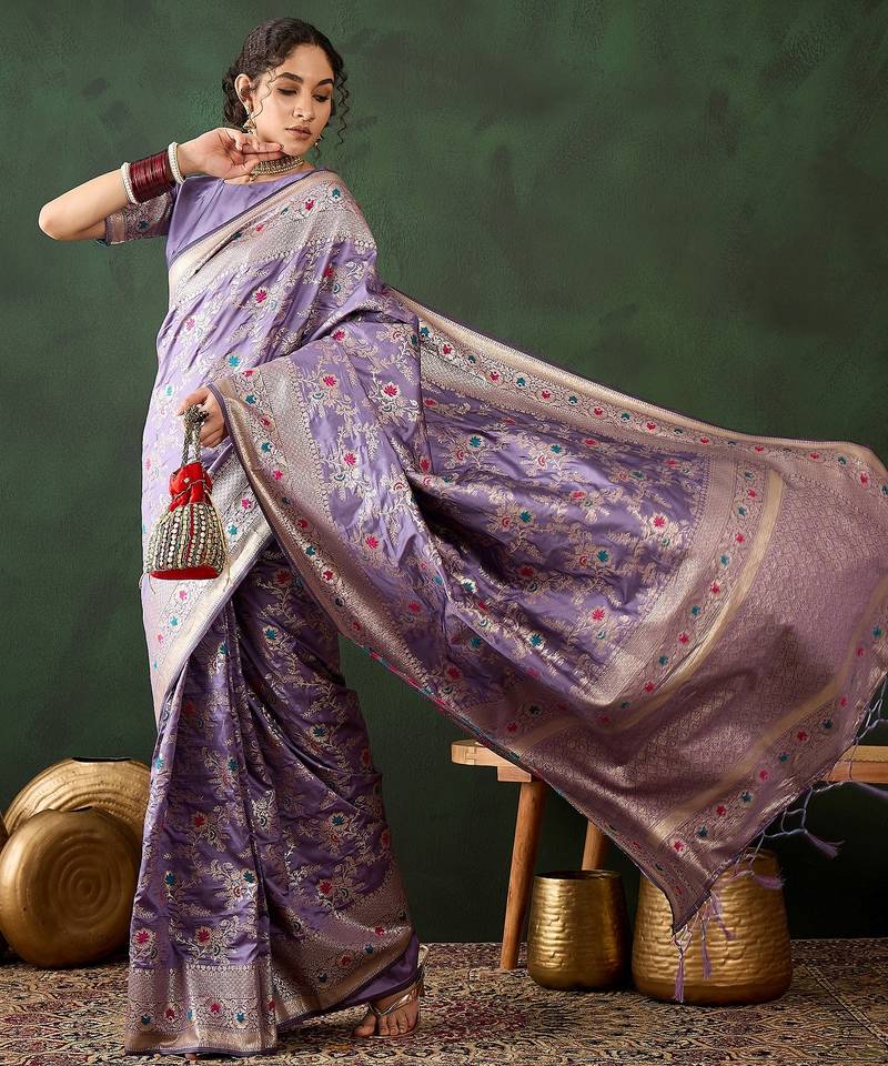 women's lavender soft banarasi art silk weaving saree     lovely lavender banarasi