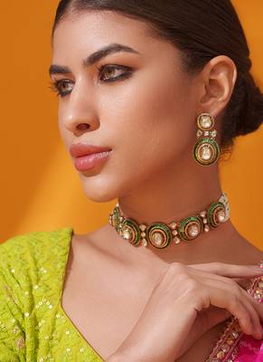 Gold plated green stone kundan necklace set 2