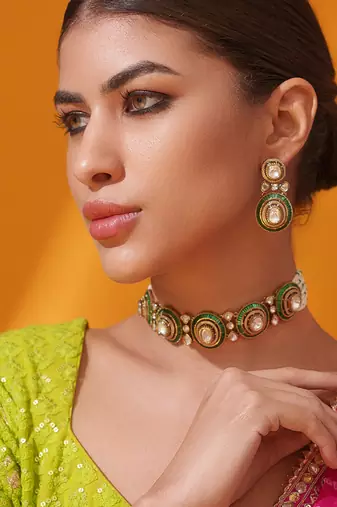 Gold plated green stone kundan necklace set