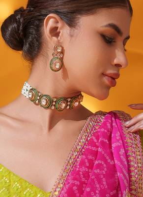 Gold plated green stone kundan necklace set 3