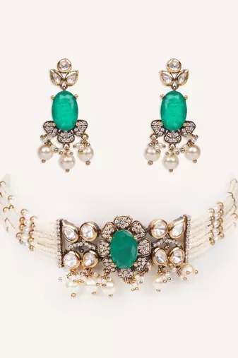 Gold plated green stone kundan necklace set