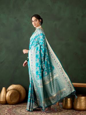women's teal soft banarasi art silk weaving saree     timeless teal banarasi 4