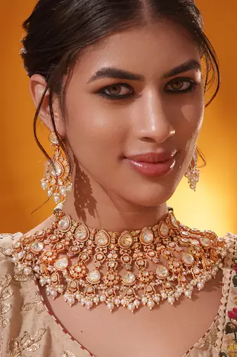 Gold plated kundan necklace set