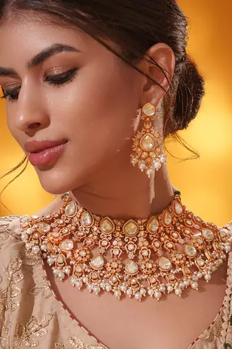 Gold plated kundan necklace set