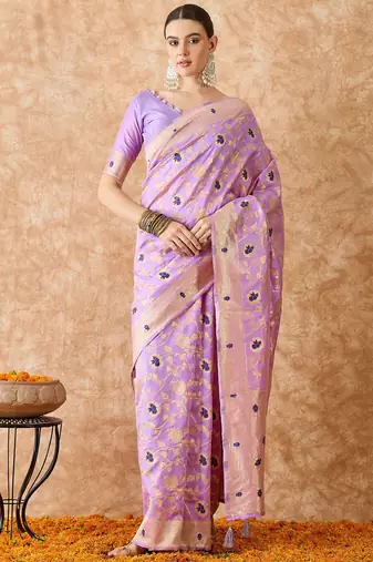 women's lavender banarasi art silk saree with exquisite weaving work 