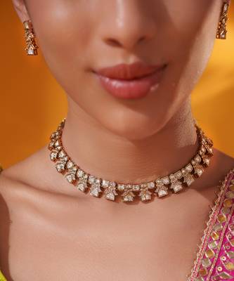 Gold plated kundan necklace set 5