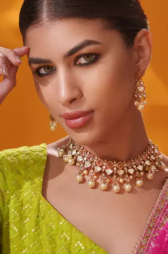 Gold plated kundan necklace set