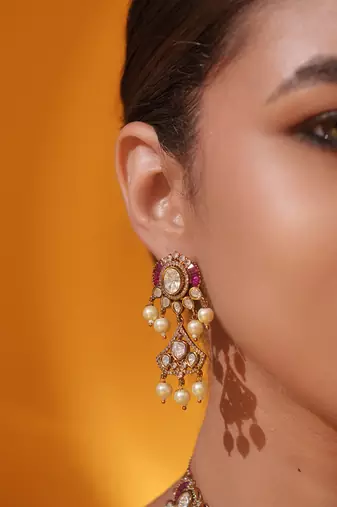 Gold plated pink stone kundan necklace set