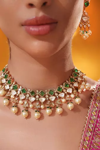 Gold plated green stone kundan necklace set