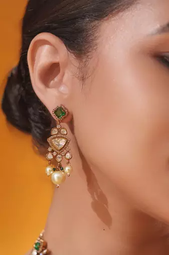Gold plated green stone kundan necklace set