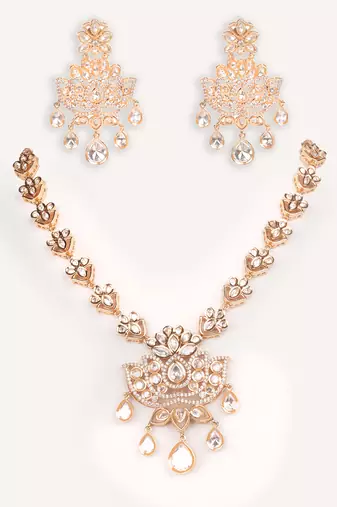 Gold plated kundan necklace set