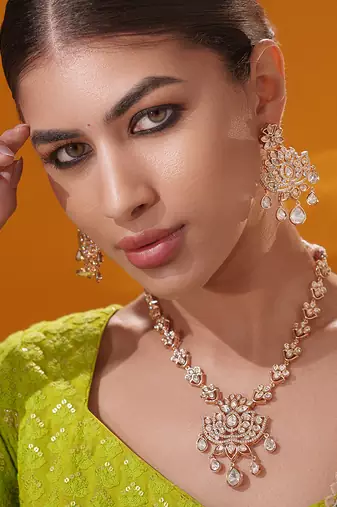 Gold plated kundan necklace set