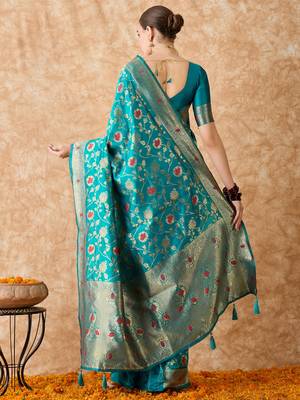 sky blue banarasi art silk saree with stunning weaving work  5