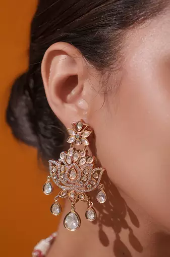 Gold plated kundan necklace set