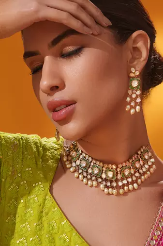 Gold plated green stone kundan necklace set