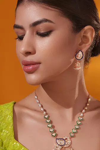Gold plated green stone kundan necklace set