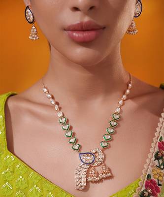 Gold plated green stone kundan necklace set 4