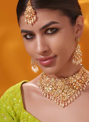 Gold plated kundan necklace set 3