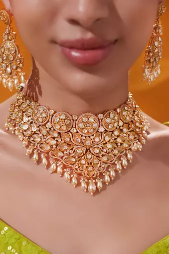 Gold plated kundan necklace set