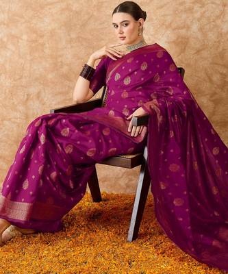 magenta banarasi art silk saree with graceful weaving patterns  1