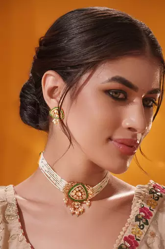 Gold plated green stone kundan necklace set