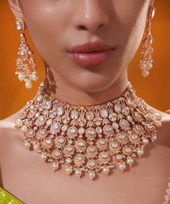 Gold plated kundan necklace set 5