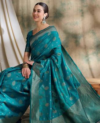 sky blue banarasi art silk saree with exquisite weaving work  2