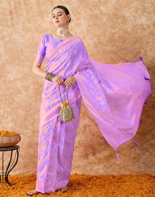 lavender banarasi art silk saree for women with fine weaving  1