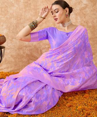 lavender banarasi art silk saree for women with fine weaving  2