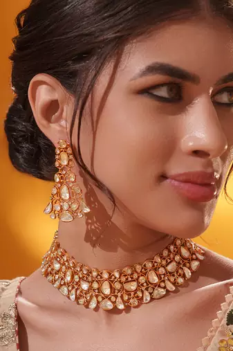 Gold plated kundan necklace set