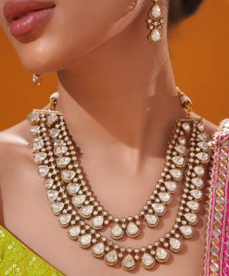 Gold plated kundan necklace set 4