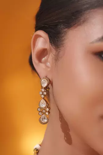 Gold plated kundan necklace set