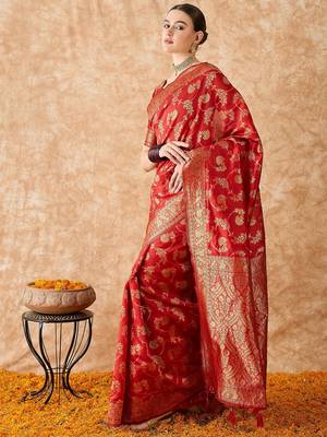 women's red banarasi art silk saree with exceptional weaving work  3