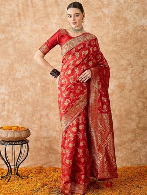 women's red banarasi art silk saree with exceptional weaving work  4