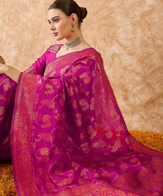 pink banarasi art silk saree with rich weaving patterns  2