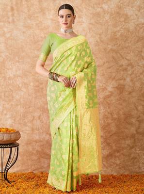 pista green banarasi art silk saree with exclusive weaving work  2
