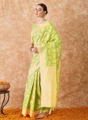 pista green banarasi art silk saree with exclusive weaving work  4