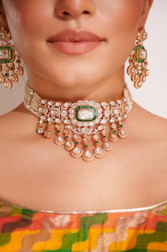Gold plated green stone kundan necklace set