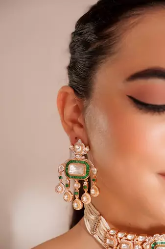 Gold plated green stone kundan necklace set