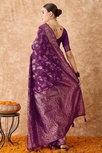 wine banarasi art silk saree with bold weaving work 